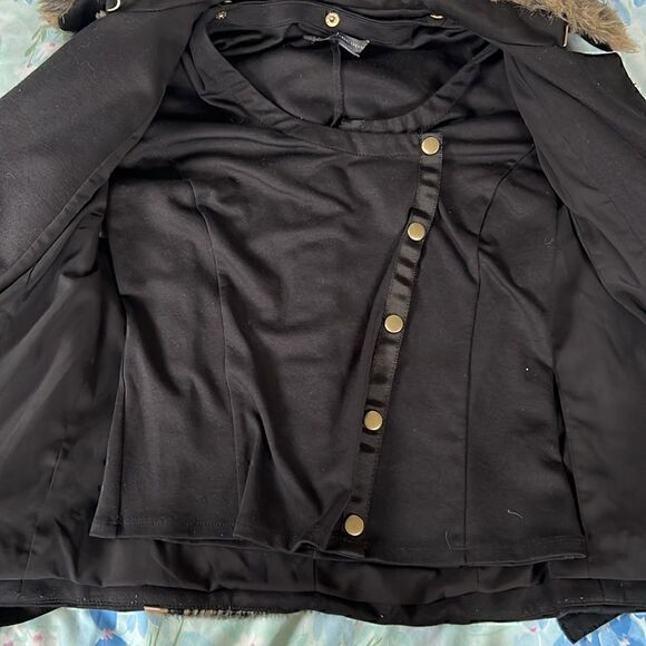 Armani Exchange A|X Faux Fur Jacket/Vest - S (Two Pieces). - Picture 4 of 16